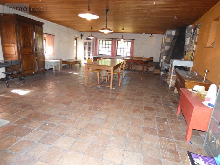 Maison a vendre Aulnat 63510 Puy-de-Dôme 200 m2 8 pièces 445000 euros
