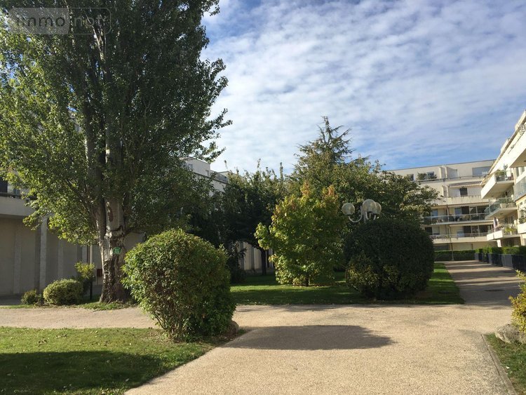 Location appartement Reims 51100 Marne 47 m2 2 pièces 627 euros