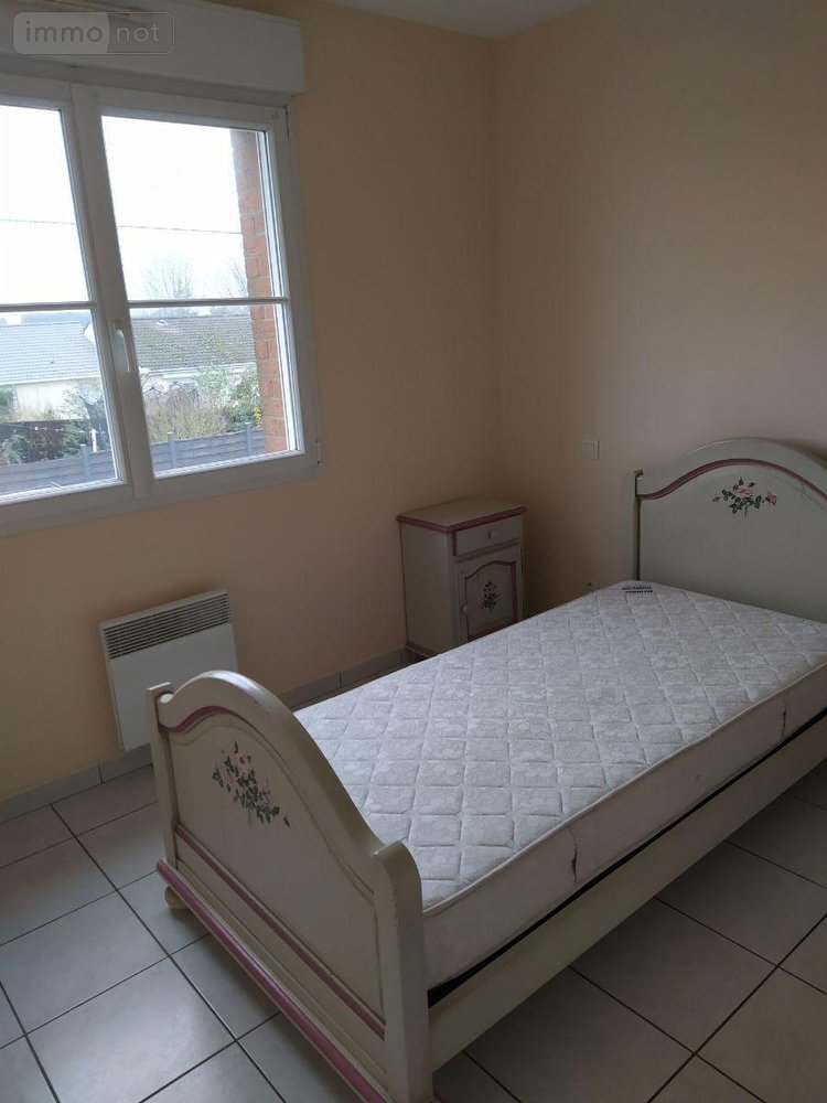 Location appartement Estaires 59940 Nord 49 m2  667 euros