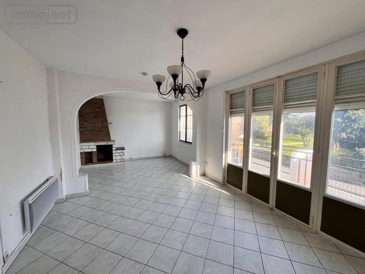 Immeuble a vendre Laon 02000 Aisne 185 m2  157500 euros