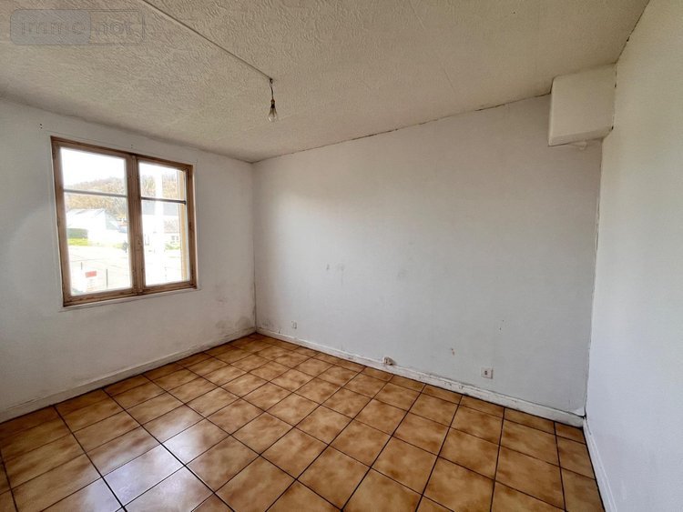 Immeuble a vendre Laon 02000 Aisne 185 m2  157500 euros