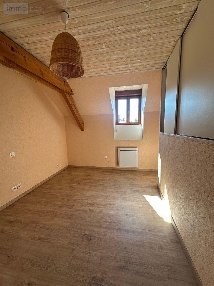 Location maison Veyrières 19200 Corrèze 58 m2 3 pièces 590 euros