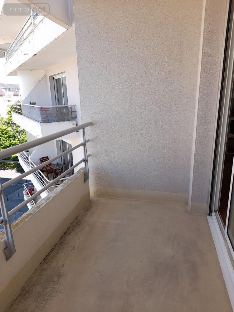 Location appartement Rennes 35000 Ille-et-Vilaine 74 m2 3 pièces 945 euros