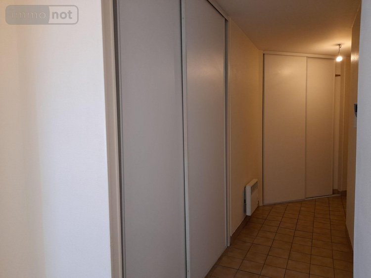 Location appartement Rennes 35000 Ille-et-Vilaine 74 m2 3 pièces 945 euros