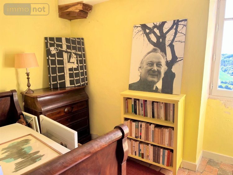 Viager propriete Vézelay 89450 Yonne 292 m2  123400 euros