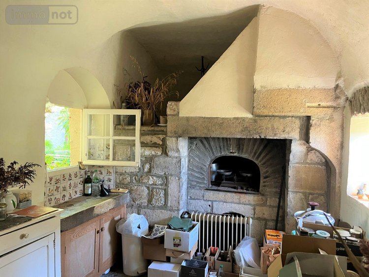 Viager propriete Vézelay 89450 Yonne 292 m2  123400 euros