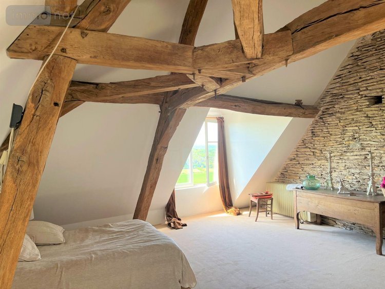 Viager propriete Vézelay 89450 Yonne 292 m2  123400 euros