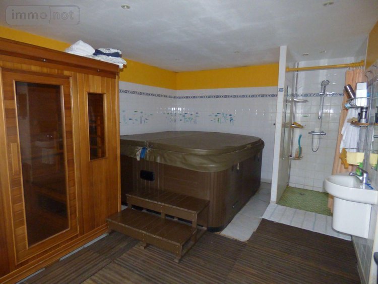 propriete a vendre Saint-Sauveur-Villages 50490 Manche 143 m2 7 pièces 297060 euros