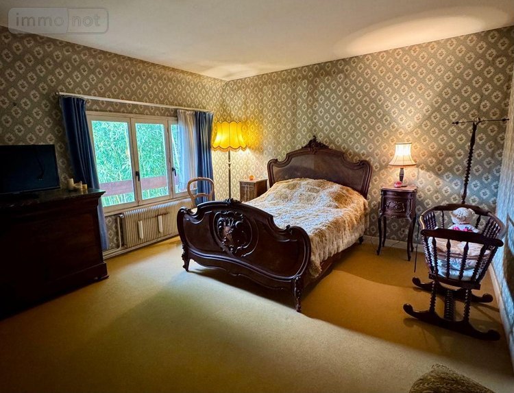 Maison a vendre Neuvy-Saint-Sépulchre 36230 Indre 250 m2 10 pièces 198000 euros