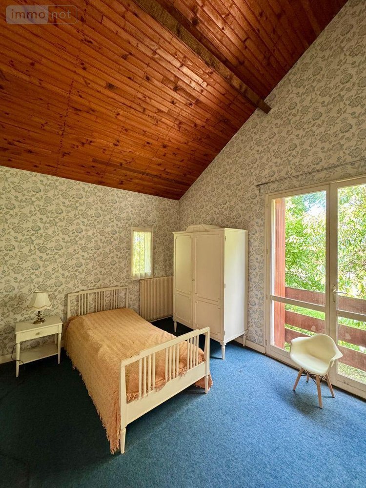 Maison a vendre Neuvy-Saint-Sépulchre 36230 Indre 250 m2 10 pièces 198000 euros