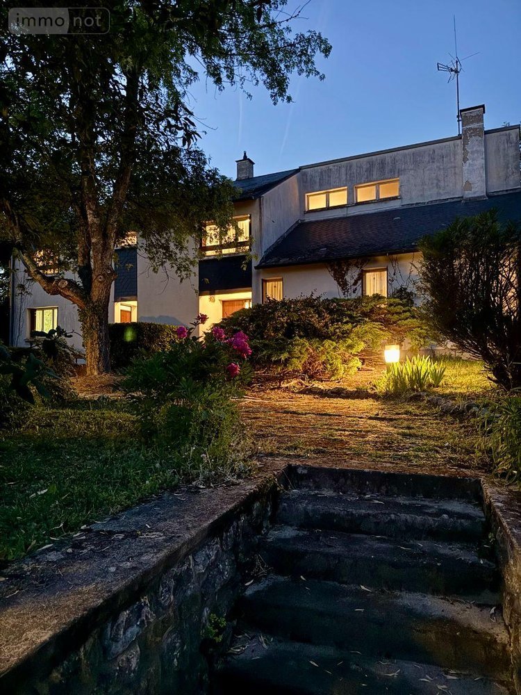 Maison a vendre Neuvy-Saint-Sépulchre 36230 Indre 250 m2 10 pièces 198000 euros