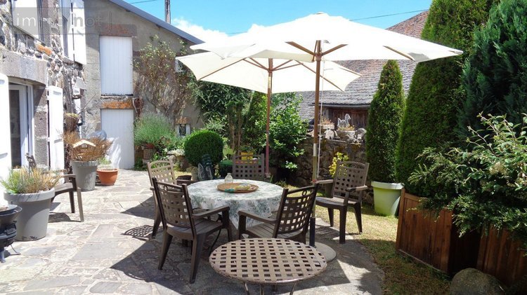 Maison a vendre Laveissenet 15300 Cantal 98 m2 3 pièces 190000 euros