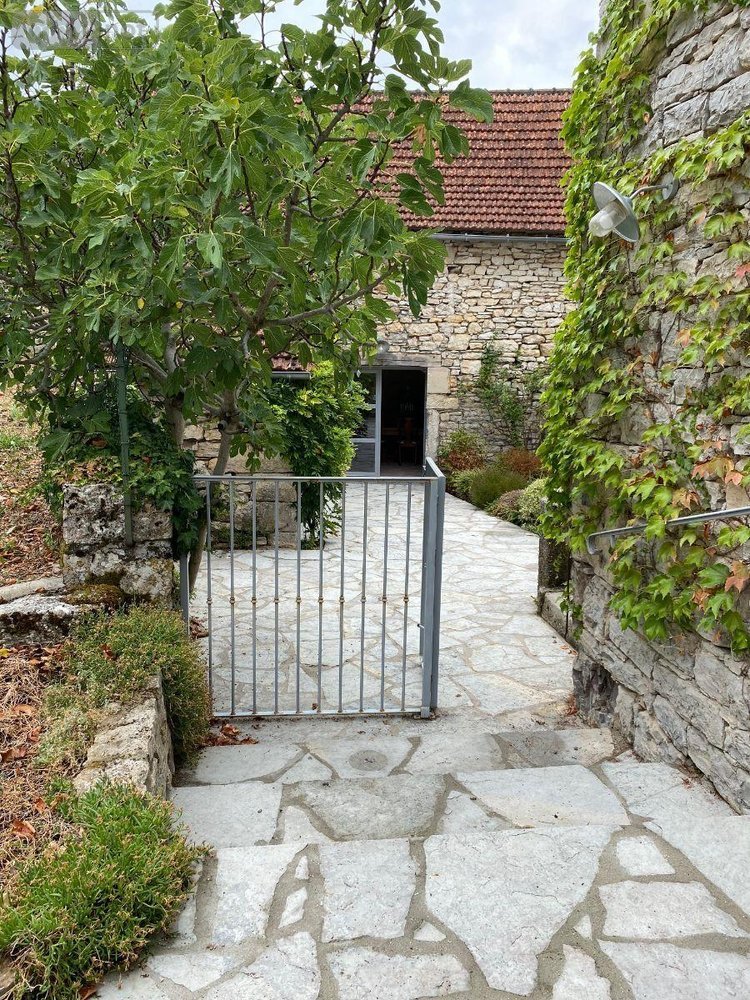 Maison a vendre Cajarc 46160 Lot 104 m2 3 pièces 220680 euros