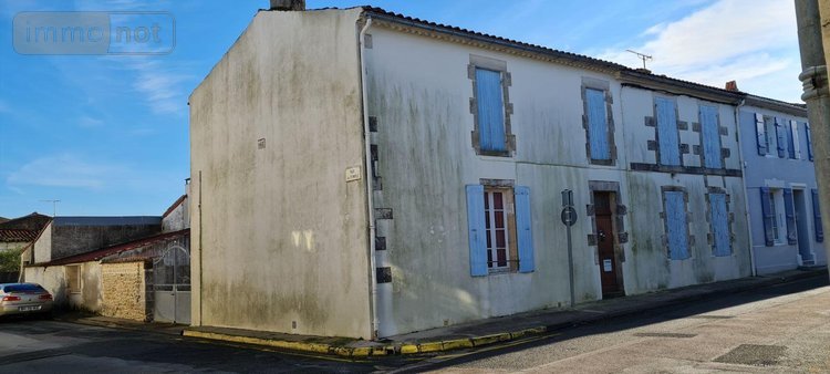 Maison a vendre L'Éguille 17600 Charente-Maritime 264 m2 12 pièces 426400 euros