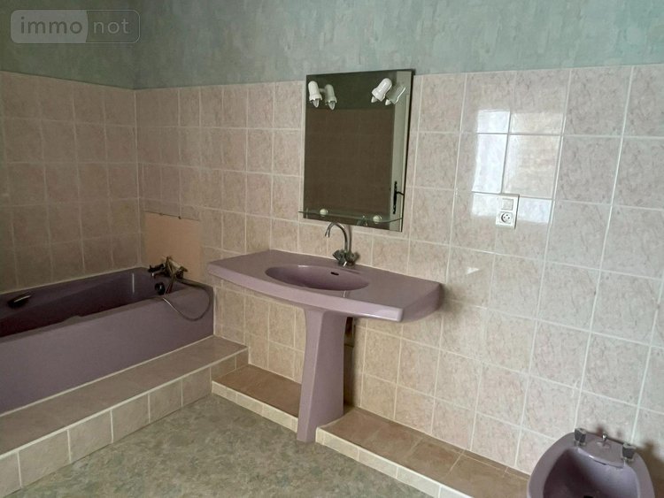 Maison a vendre Saint-James 50240 Manche 128 m2 6 pièces 114500 euros