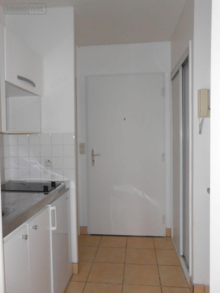 Location appartement Mantes-la-Jolie 78200 Yvelines 26 m2 1 pièce 468 euros