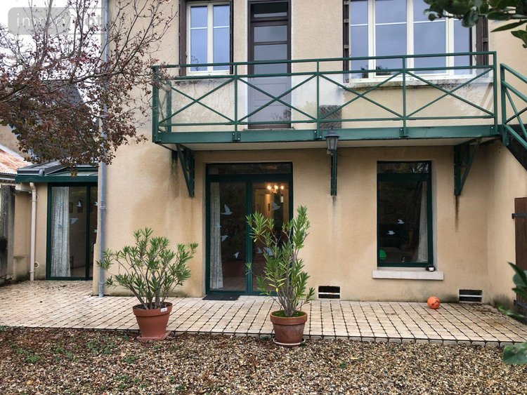 Maison a vendre Issoudun 36100 Indre 250 m2 9 pièces 210800 euros