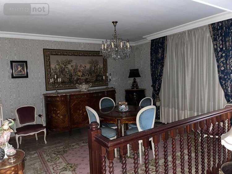 Maison a vendre Mauriac 15200 Cantal 225 m2  132500 euros