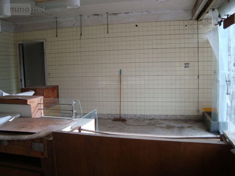 Immeuble a vendre Cléguérec 56480 Morbihan 350 m2  172000 euros