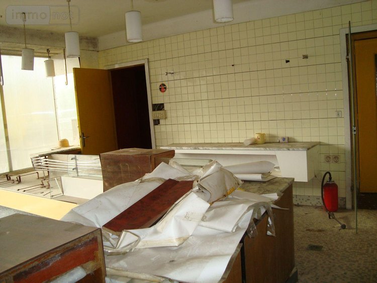 Immeuble a vendre Cléguérec 56480 Morbihan 350 m2  172000 euros