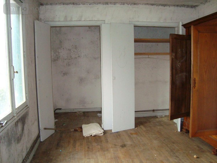 Immeuble a vendre Cléguérec 56480 Morbihan 350 m2  172000 euros