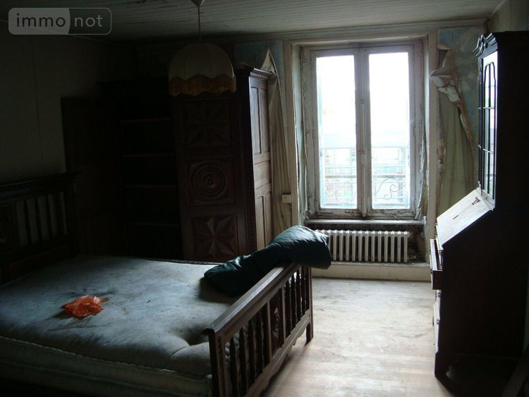 Immeuble a vendre Cléguérec 56480 Morbihan 350 m2  172000 euros