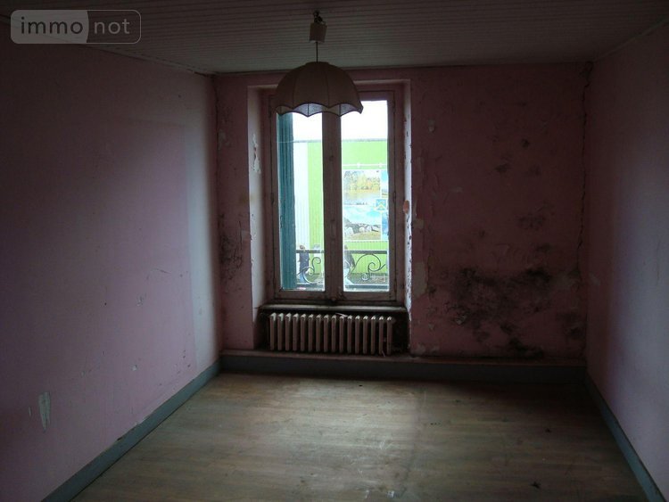 Immeuble a vendre Cléguérec 56480 Morbihan 350 m2  172000 euros