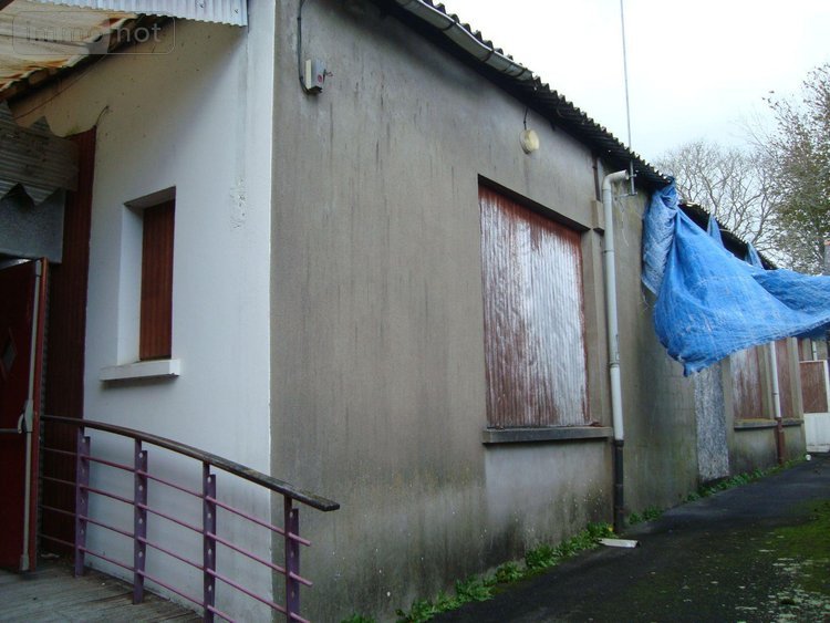 Immeuble a vendre Cléguérec 56480 Morbihan 350 m2  172000 euros