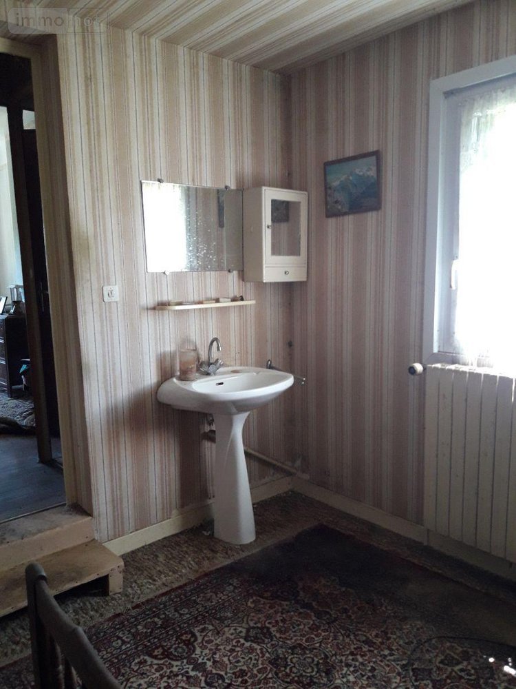 Maison a vendre Locarn 22340 Côtes-d'Armor 129 m2 7 pièces 74900 euros