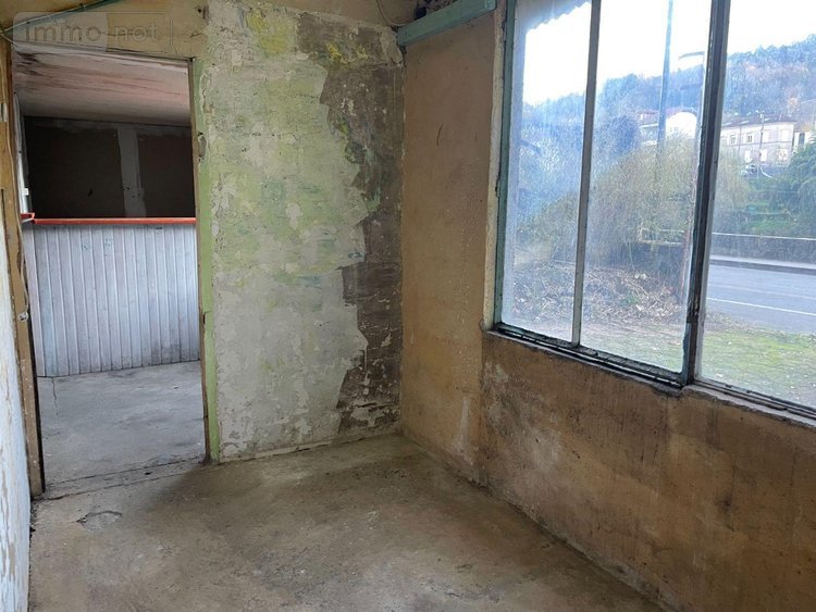 Immeuble a vendre Figeac 46100 Lot 143 m2  125600 euros