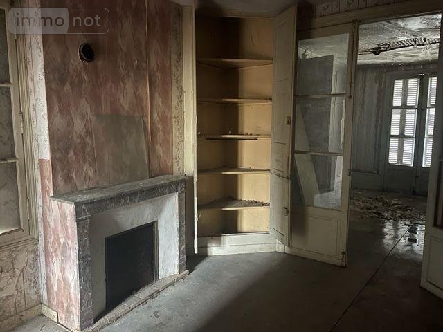 Maison a vendre La Chartre-sur-le-Loir 72340 Sarthe 311 m2 20 pièces 85600 euros