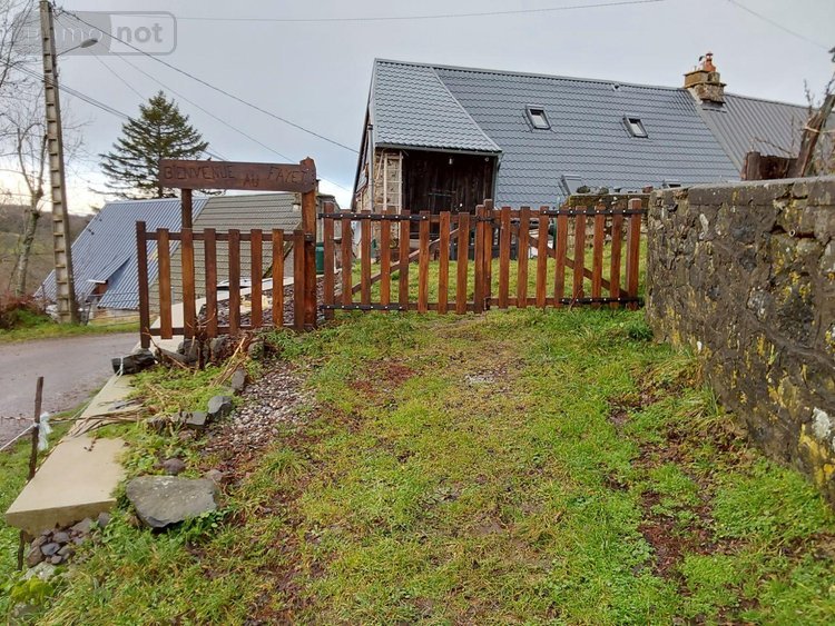 Maison a vendre Marcenat 15190 Cantal 122 m2 5 pièces 80000 euros