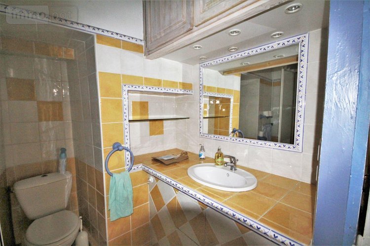 Immeuble a vendre Villefranche-de-Rouergue 12200 Aveyron 200 m2  148000 euros