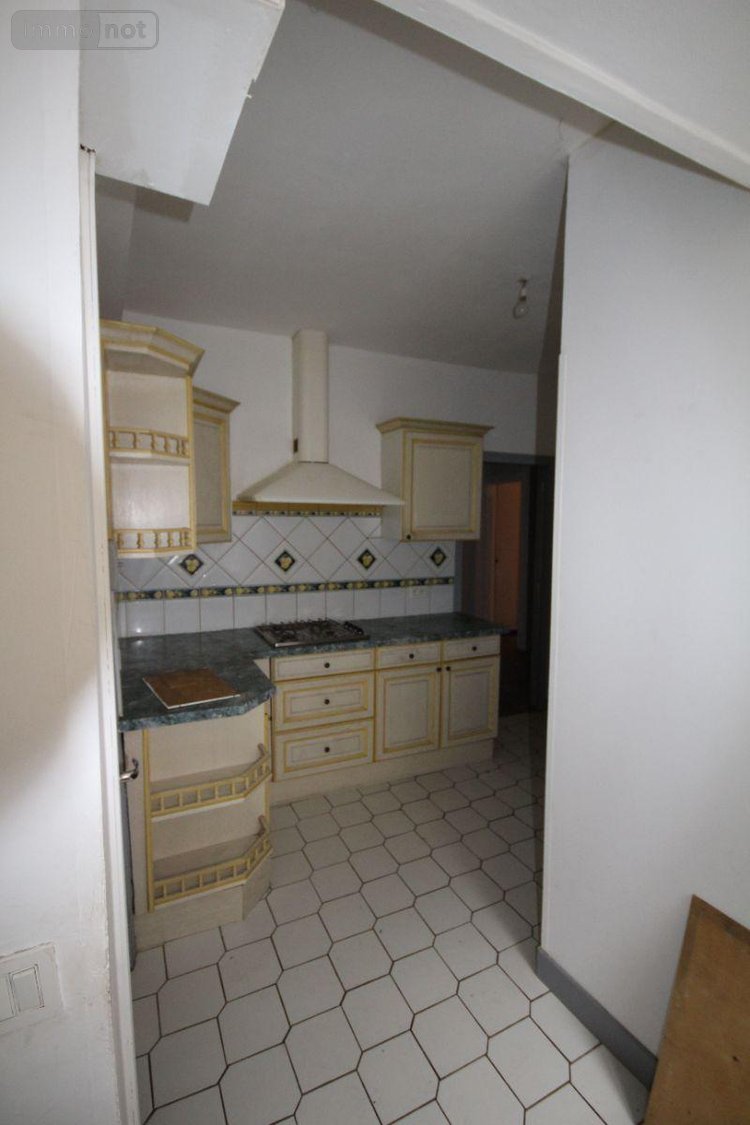 Immeuble a vendre Villefranche-de-Rouergue 12200 Aveyron 200 m2  148000 euros