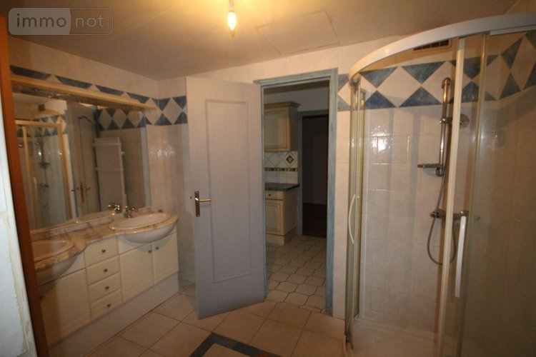 Immeuble a vendre Villefranche-de-Rouergue 12200 Aveyron 200 m2  148000 euros