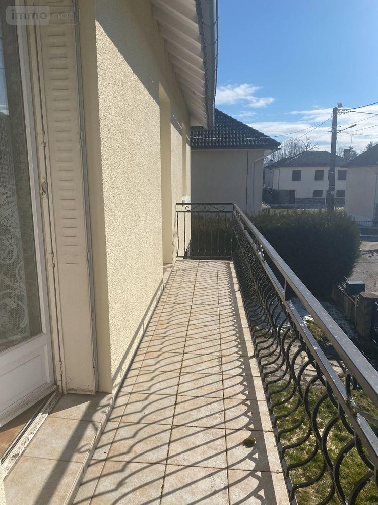 Maison a vendre Pleaux 15700 Cantal 100 m2  90100 euros
