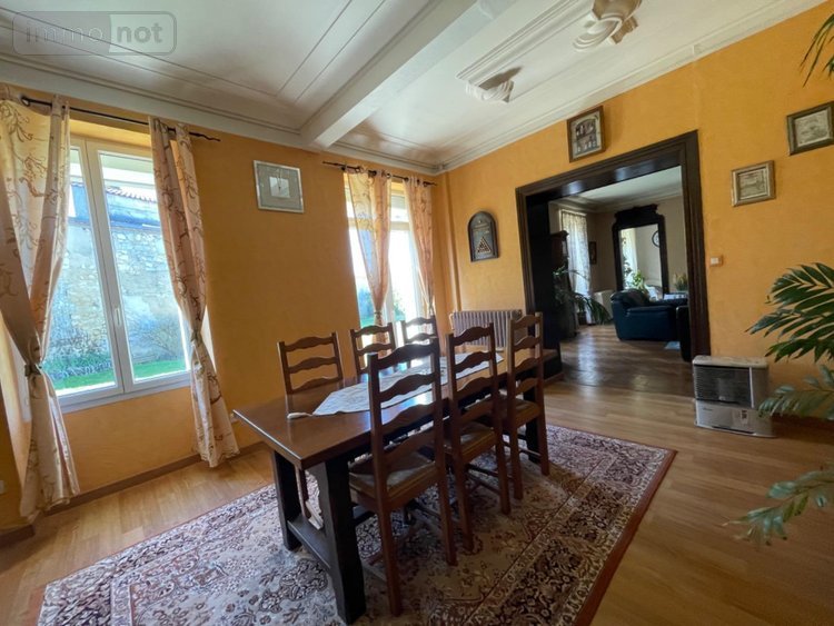 Maison a vendre Lansac 33710 Gironde 241 m2 9 pièces 430000 euros