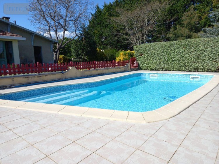 Maison a vendre Lansac 33710 Gironde 241 m2 9 pièces 430000 euros