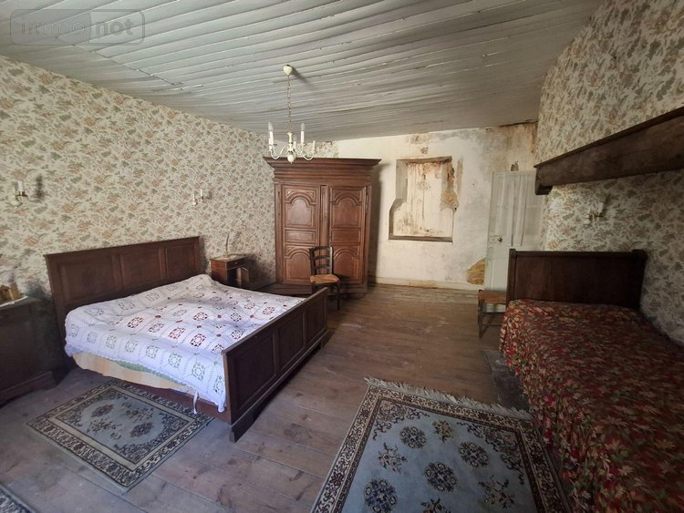 Maison a vendre Salignac-Eyvigues 24590 Dordogne 181 m2 7 pièces 58750 euros