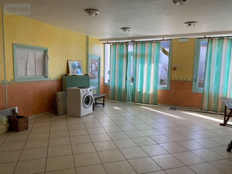 Maison a vendre Anglards-de-Salers 15380 Cantal 295 m2  106000 euros