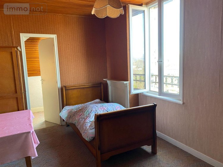 Maison a vendre Anglards-de-Salers 15380 Cantal 295 m2  106000 euros