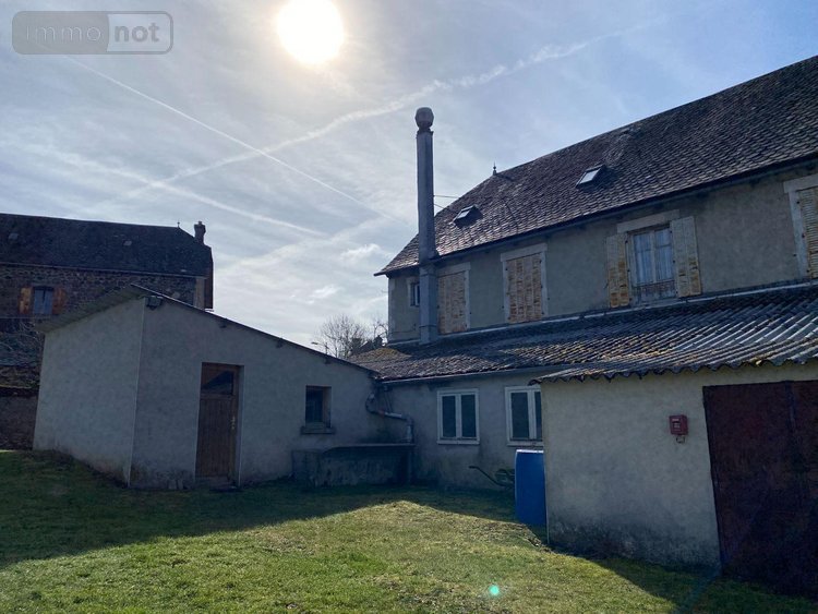Maison a vendre Anglards-de-Salers 15380 Cantal 295 m2  106000 euros