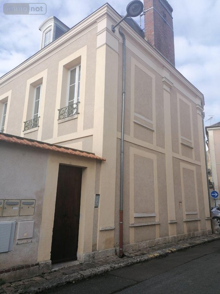 Immeuble a vendre Châteaudun 28200 Eure-et-Loir 110 m2  212500 euros