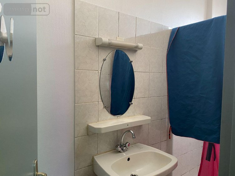 Immeuble a vendre Mauriac 15200 Cantal  190800 euros