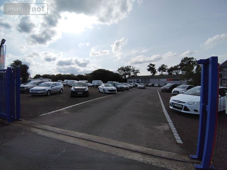 Fonds et murs commerciaux a vendre Bréal-sous-Montfort 35310 Ille-et-Vilaine 1000 m2  727300 euros