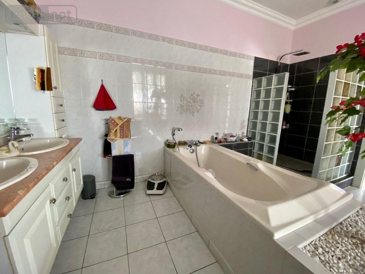 Maison a vendre Vierzon 18100 Cher 260 m2 7 pièces 252960 euros