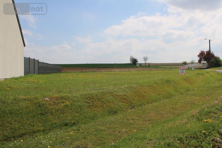 Terrain a batir a vendre Ribemont 02240 Aisne 898 m2  38360 euros