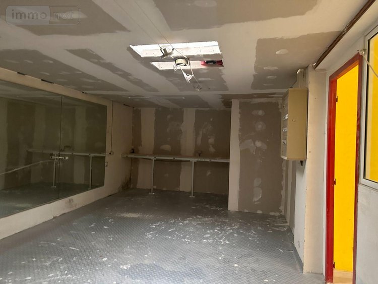 Location fonds et murs commerciaux Pessac 33600 Gironde 242 m2  960 euros