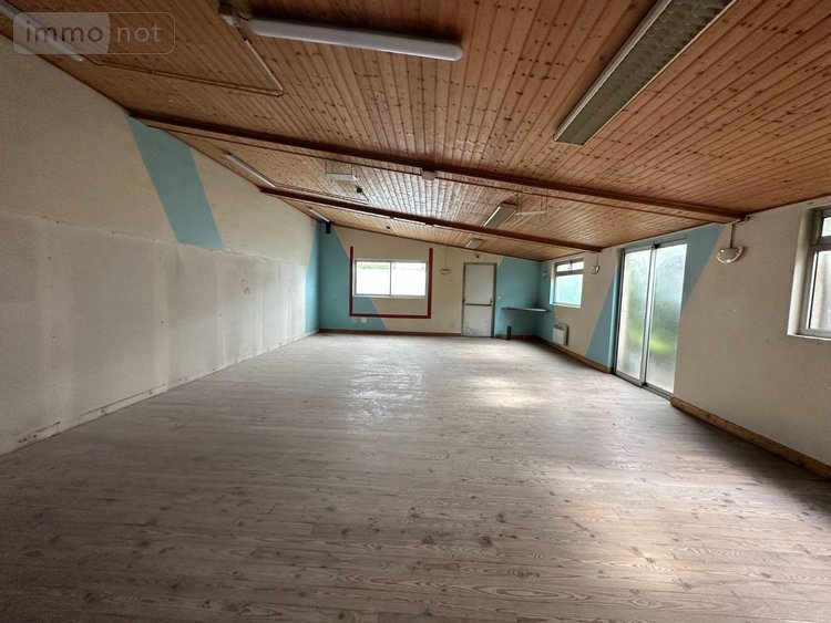 Location fonds et murs commerciaux Pessac 33600 Gironde 242 m2  960 euros
