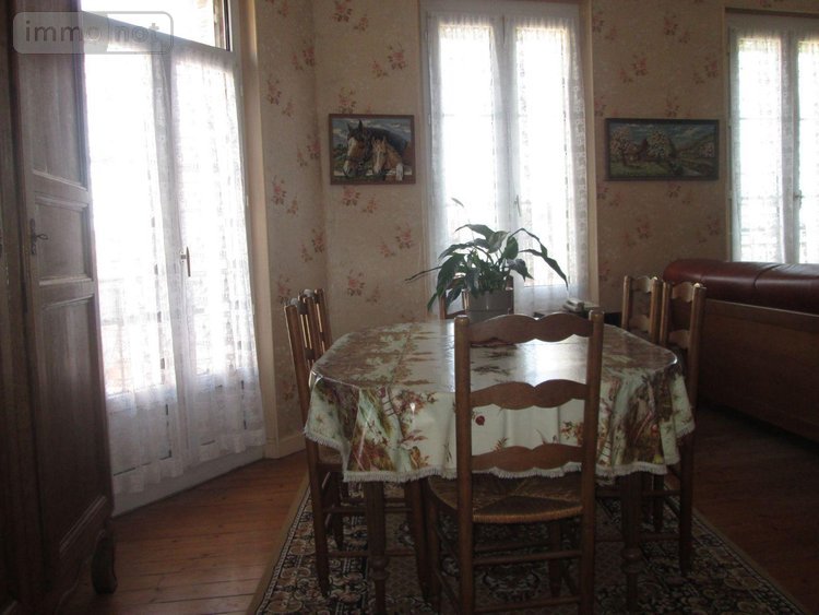 Maison a vendre Crécy-sur-Serre 02270 Aisne 240 m2 10 pièces 196000 euros